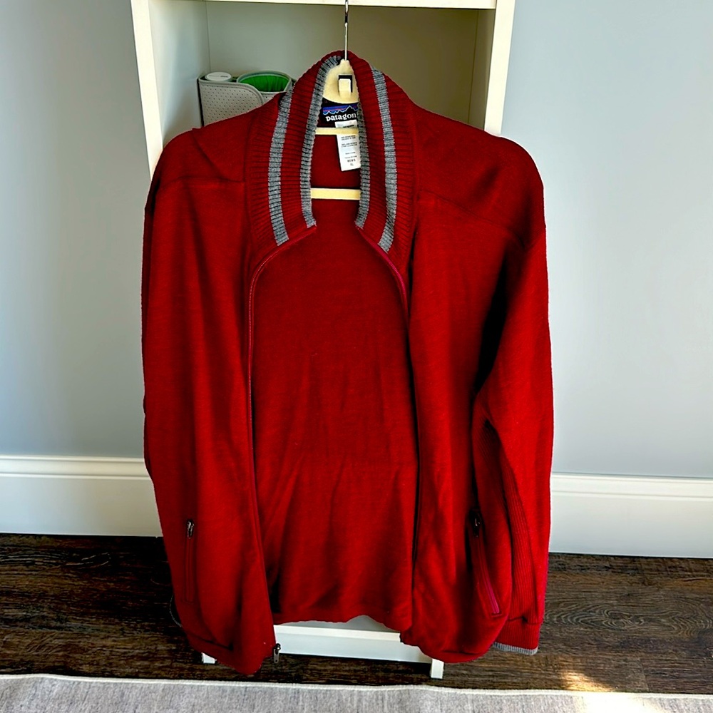 Zip up sweater